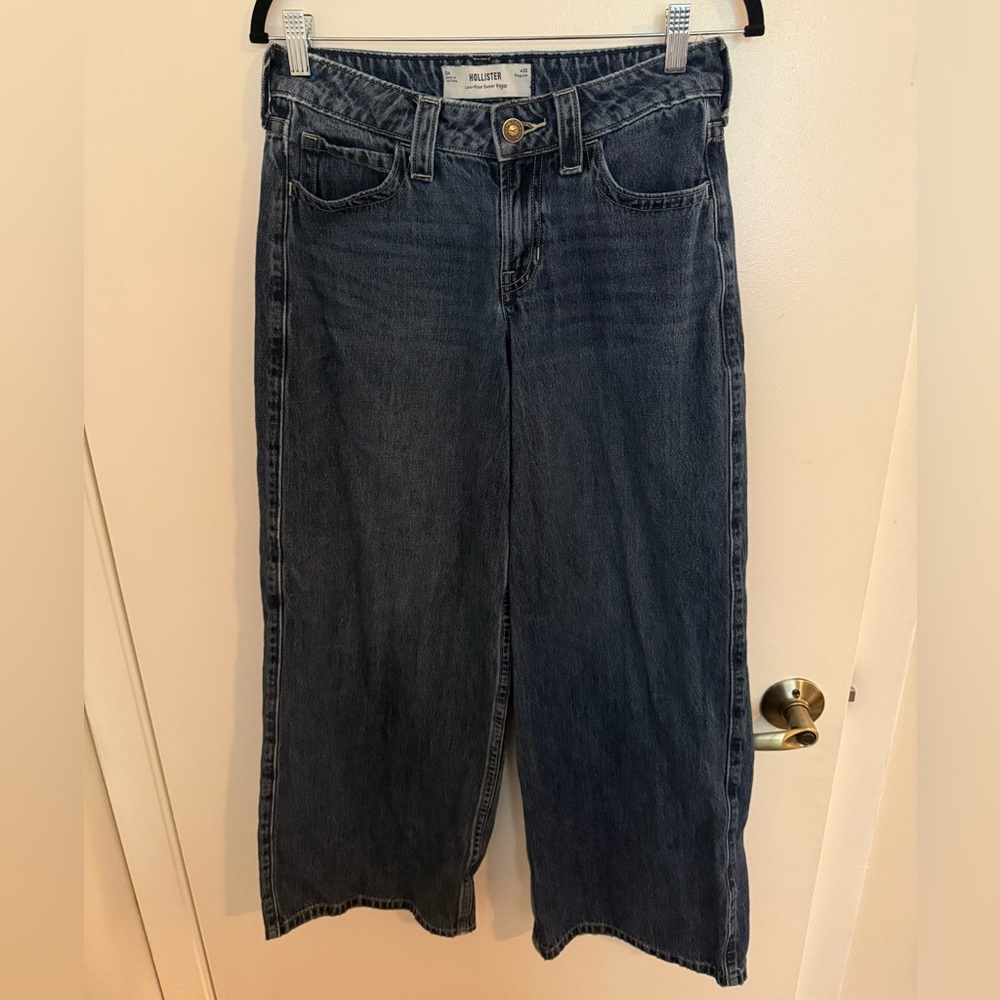 Hollister Low-Rise Super Baggy Jeans